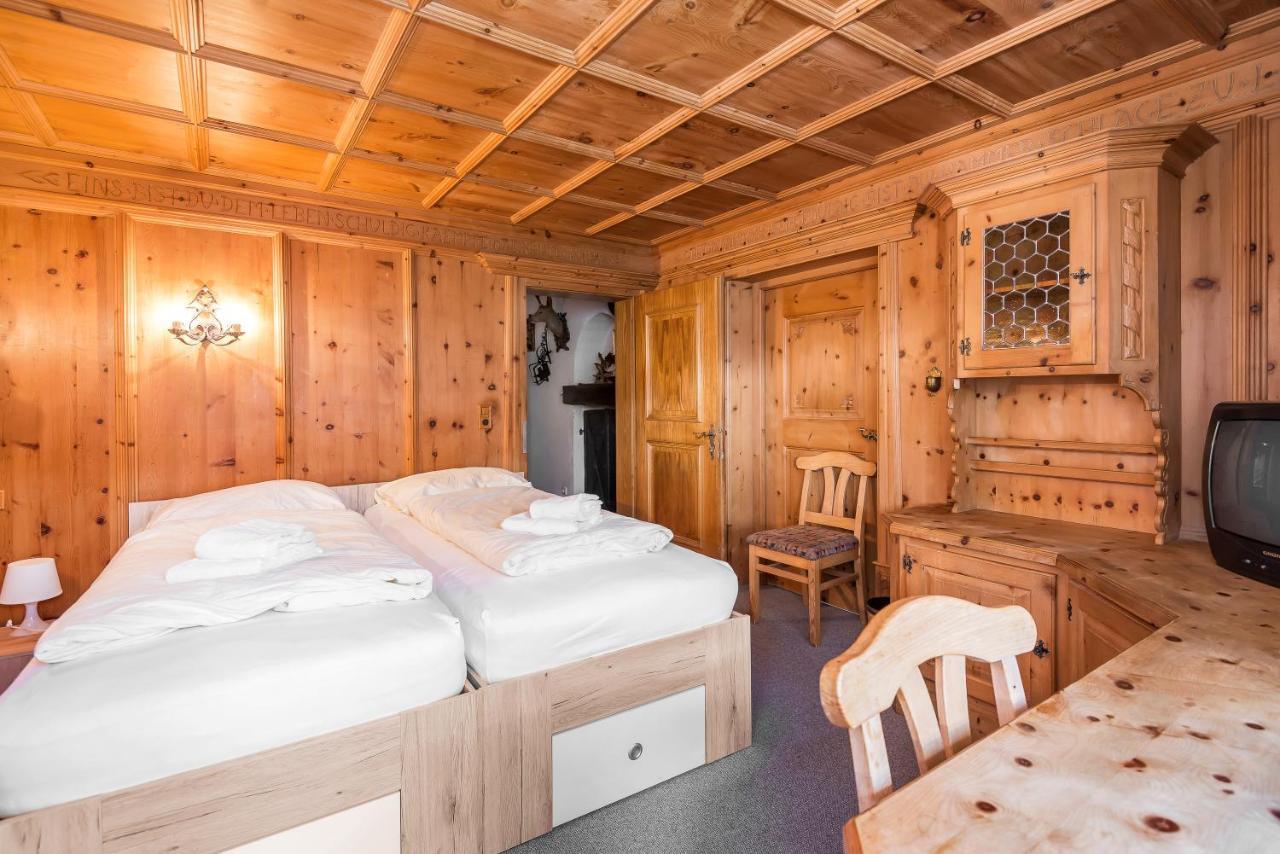 Heart Hotel Talhof Nigg Санкт-Антон-ам-Арльберг Экстерьер фото